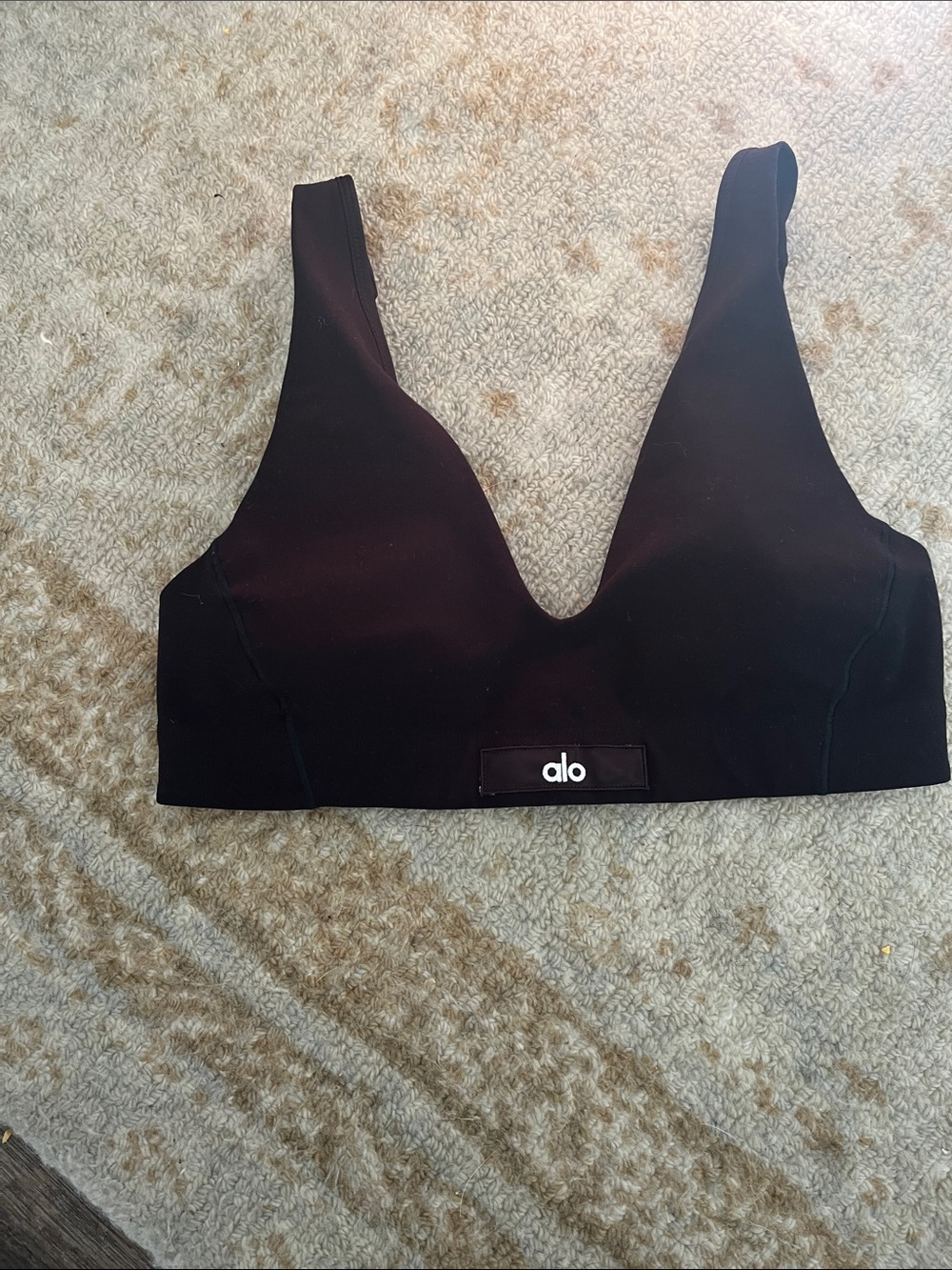 Alo Yoga - Picture 6 of 8